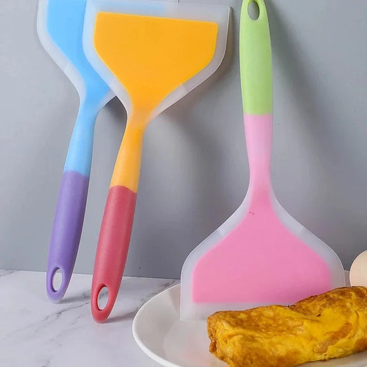 Dual-Color Silicone Spatula | Non-Stick & Heat-Resistant Kitchen Tool