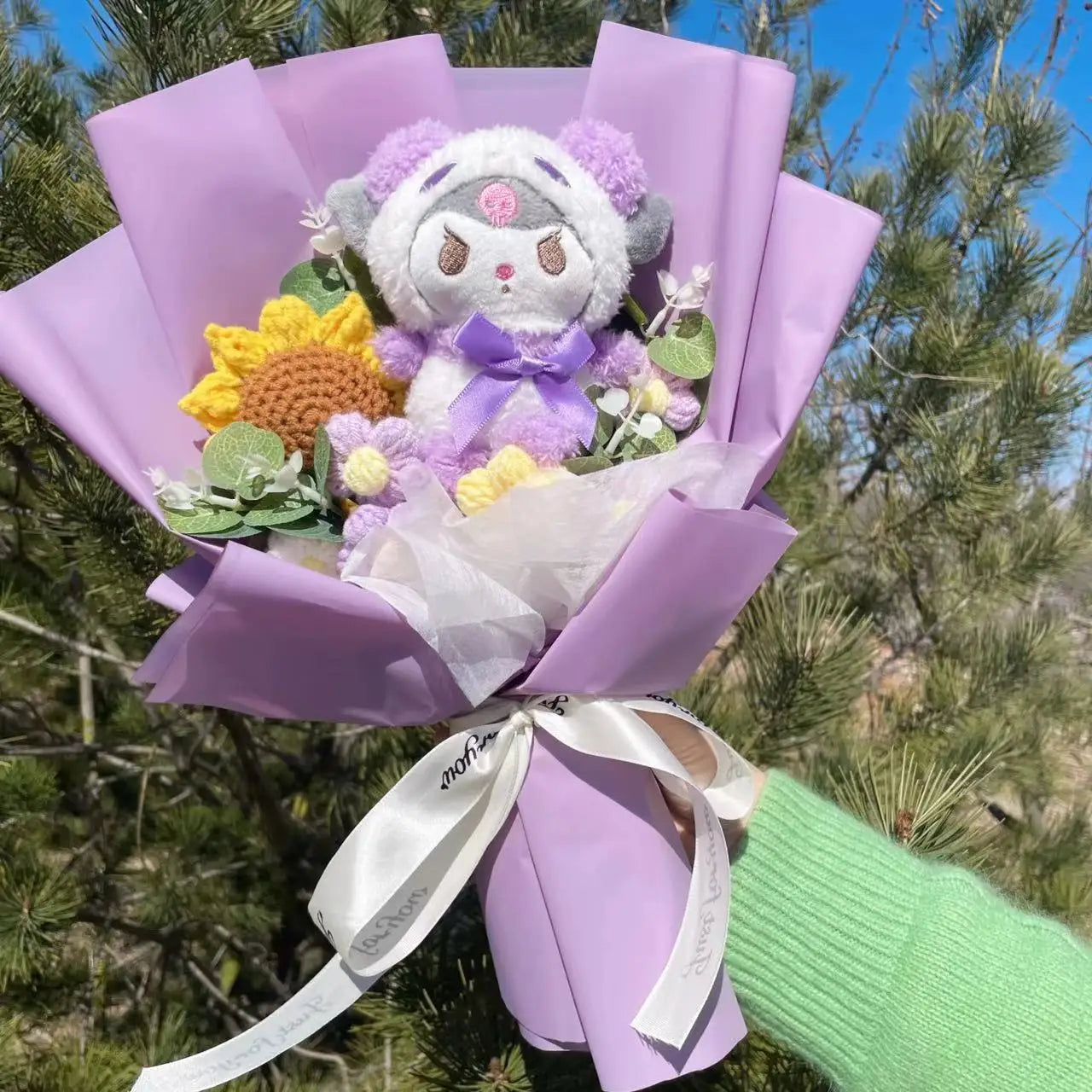 Kawaii Hello Kitty Doll with Artificial Flowers | Sanrio Bouquet Gift